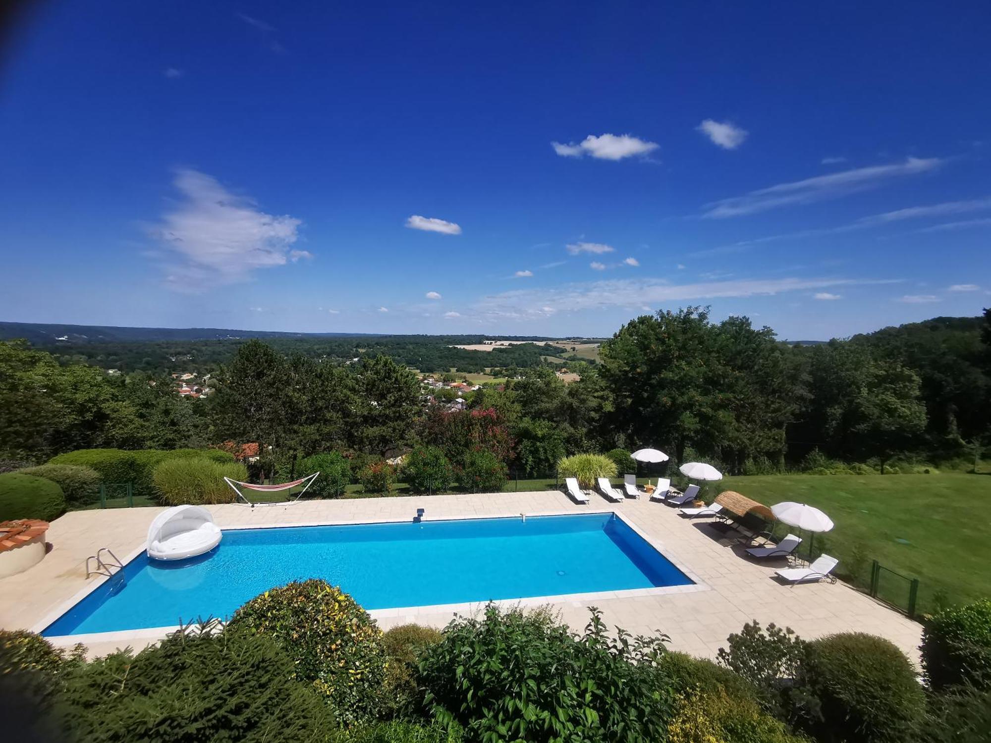 Appartements Vallee Verte Razac-sur-lʼIsle Exterior foto
